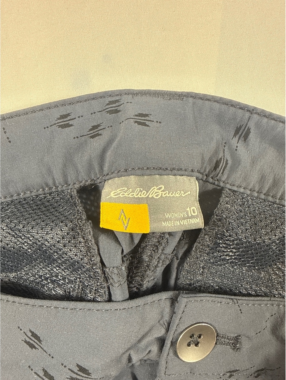 Women’s Eddie Bauer Capri Pants Size 10 - Picture 8 of 11